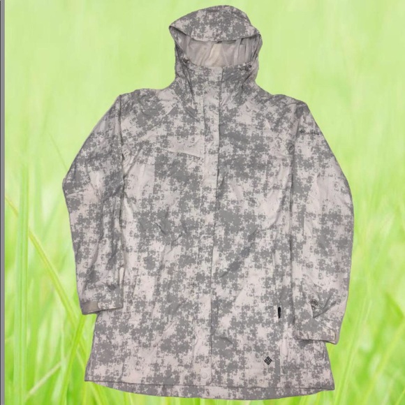 Columbia Snow Camo Windbreaker.